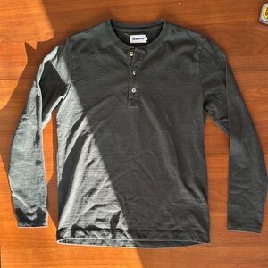 Taylor Stitch Men's Dark Green Long Sleeve Henley